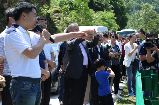 安康富硒茶引爆中國(guó)西部最牛茶專業(yè)展會(huì)(圖3)
