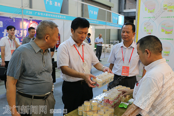 龍門產(chǎn)品亮相惠州產(chǎn)品(南昌)展銷會(圖3) 龍門產(chǎn)品亮相惠州產(chǎn)品(南昌)展銷會(圖3)