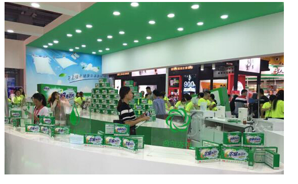 立白凈博士洗衣片高調亮相美博會(圖3)